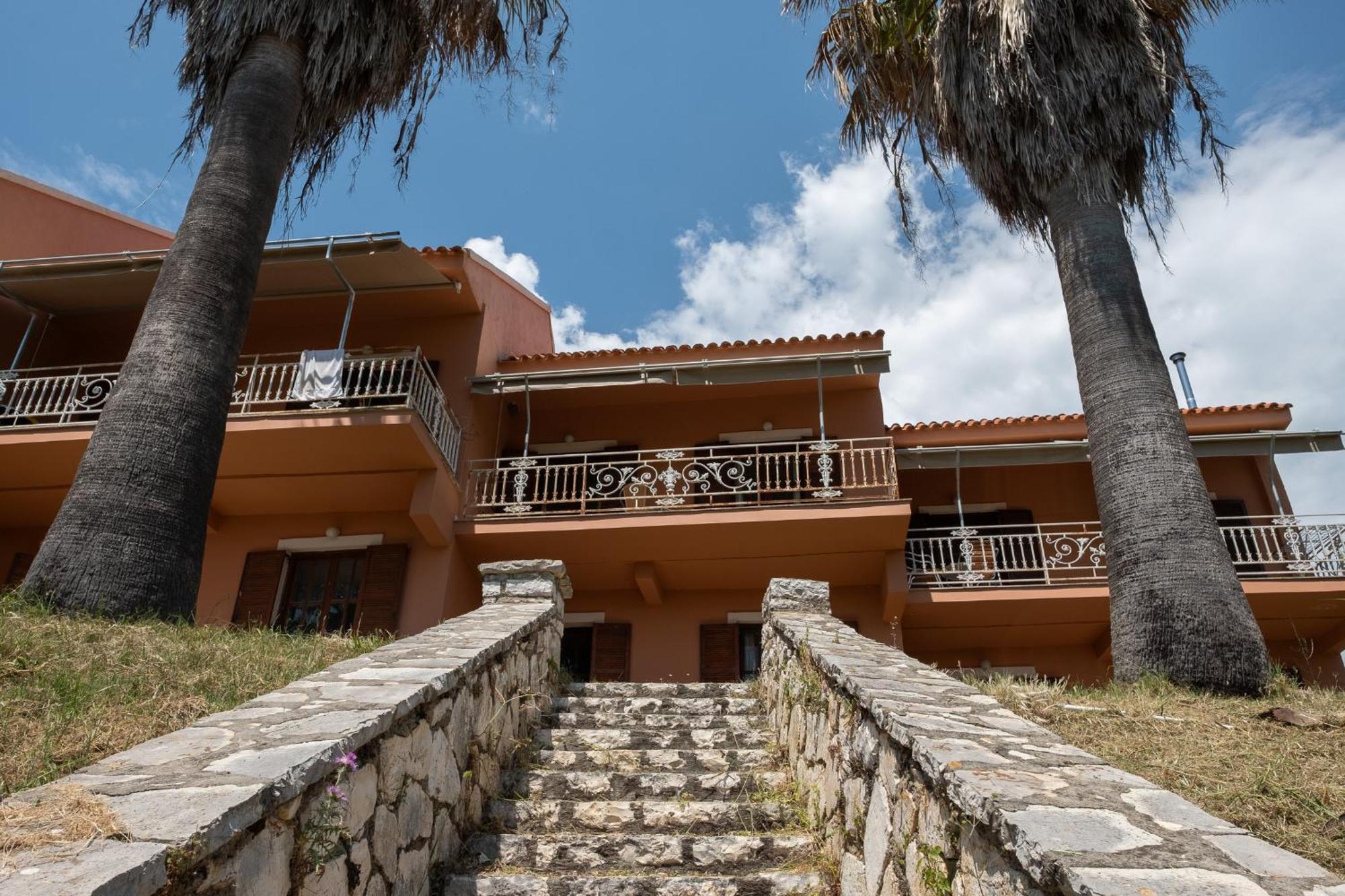 Kokkini Peach House Apartment Kokkinion Exterior photo